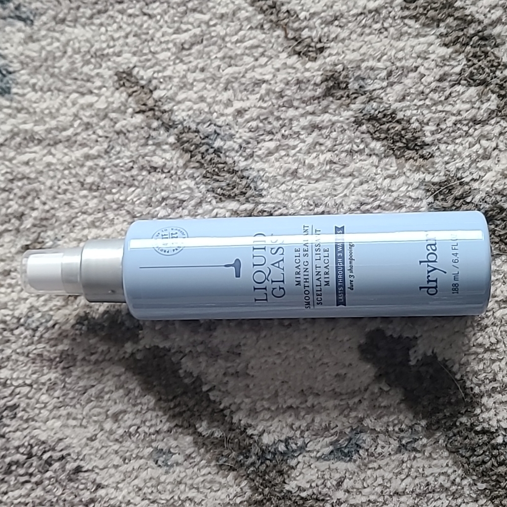 Dry bar liquid glass